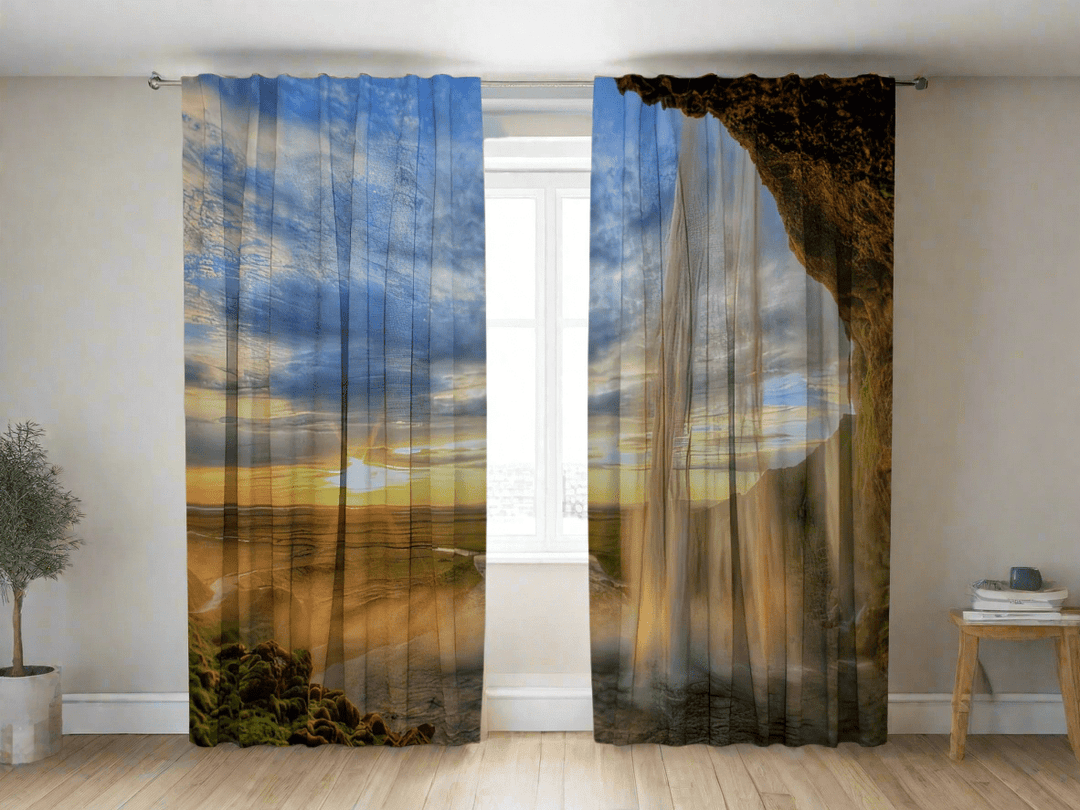 Skaisti aizkari ar saulrietu - Seljalandsfosas ūdenskritums saulrietā Tapetenshop.lv