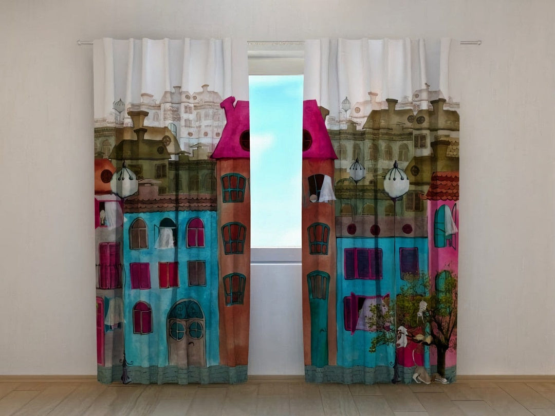 Aizkari bērnistabai ar apdruku - Krāsainās ieliņas - bez smaržas Tapetenshop.lv