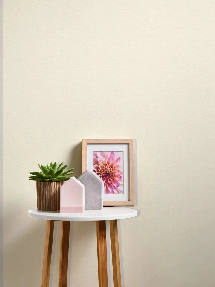 Baltas tapetes ar tekstila reljefa struktūru AS Creation 306891 AS Creation