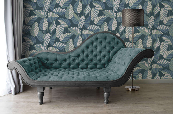 Akcenta džungļu stila tapetes ar lapām zilos toņos, 1373440 AS Creation