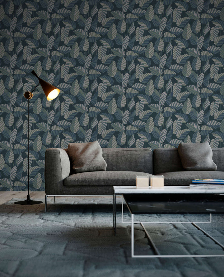 Akcenta džungļu stila tapetes ar lapām zilos toņos, 1373440 AS Creation
