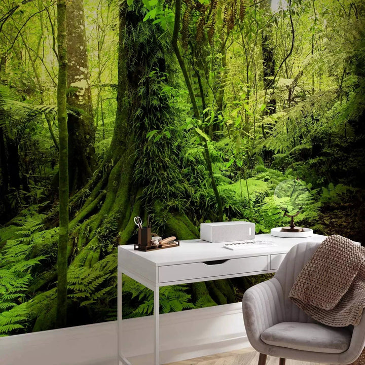 Fototapetes - ainava ar kokiem un tropiskām lapām zaļos toņos G-ART