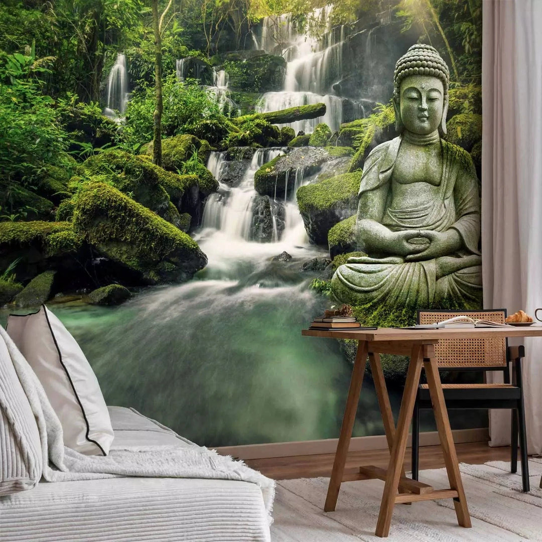 Fototapetes - Budas skulptūra uz ūdenskrituma fona (zaļa) G-ART