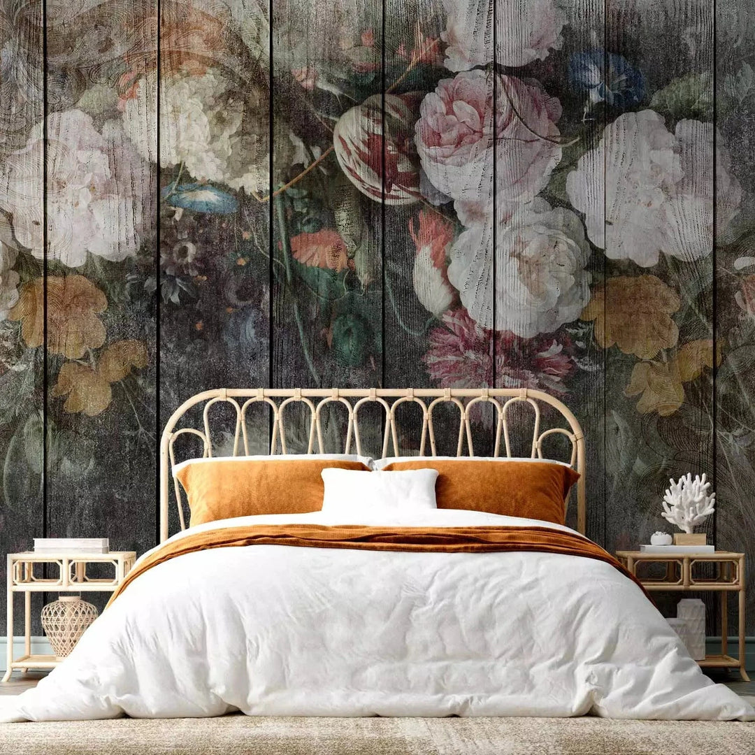 Fototapetes - Ziedošas puķes - retro ziedu motīvs uz koka dēļiem G-ART