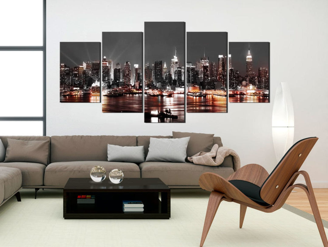 Glezna - ar Ņujorku uz tumši pelēka fona, 50048 G-ART.