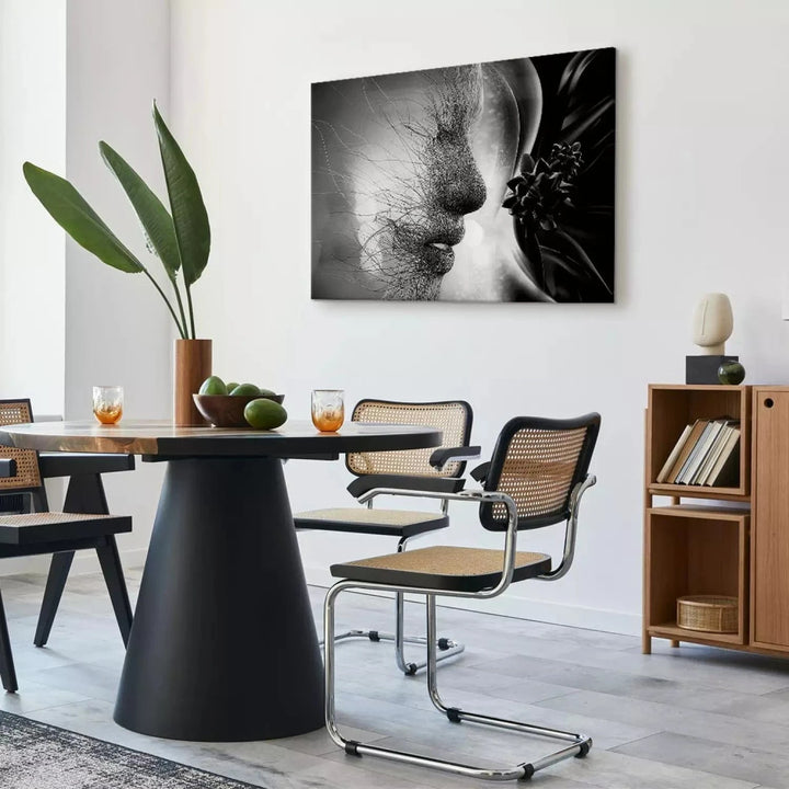 Glezna ar sievietes sejas siluetu, melnbalta (1 daļa), horizontāla G-ART