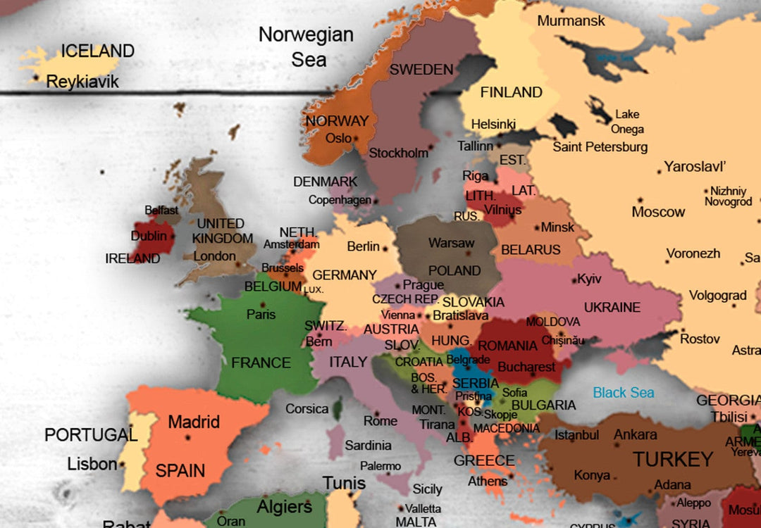 Glezna - Pasaules karte: Jauni virzieni, uz pelēka koka, 90260 G-ART.