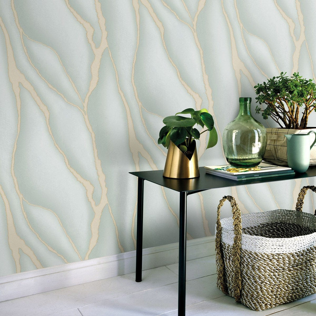 Modernas tapetes ar lielu marmora rakstu zaļā/zeltā krāsā - 1034507 Erismann