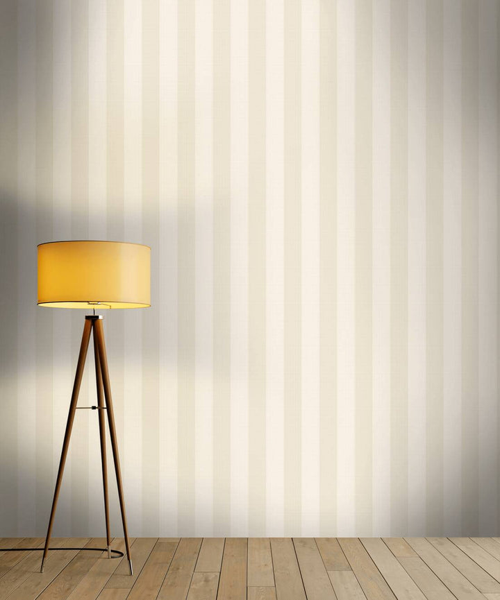 Strīpainas dizaina tapetes Karl LAGERFELD krēmkrāsā - 1343177 AS Creation