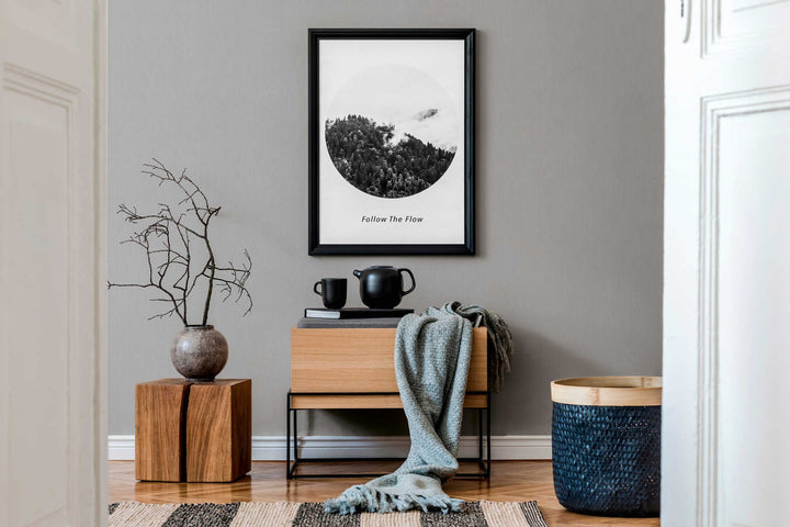 Pelēkas flizelīna tapetes ar šauram svītram un tekstila izskatu 375505 AS Creation