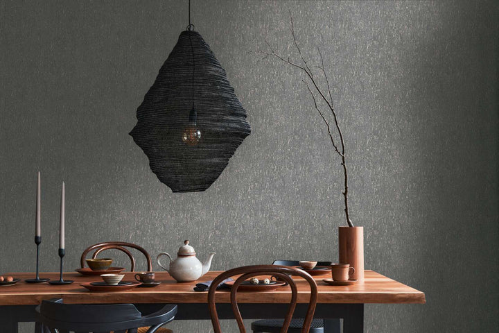 Tapetes ar apmetuma izskatu melnā krāsā ar zelta elementiem, 395626 AS Creation