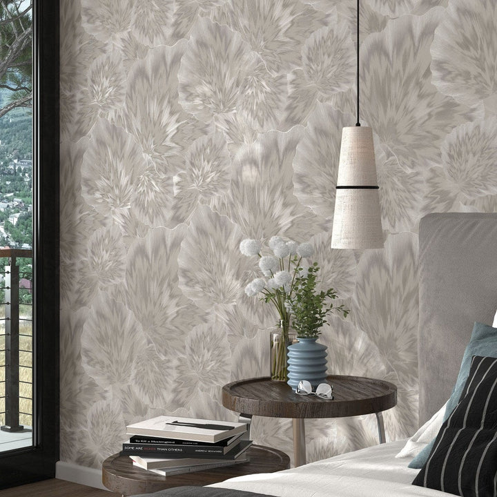 Tapetes ar lapām gaiši brūnā krāsā ar metālisku efektu Erismann