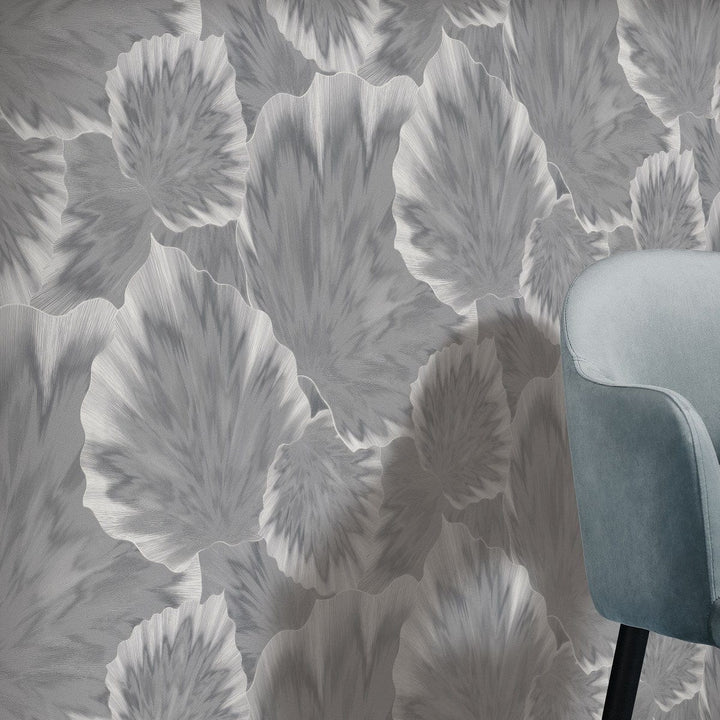 Tapetes ar lapām, pelēkā ar metālisku efektu Erismann