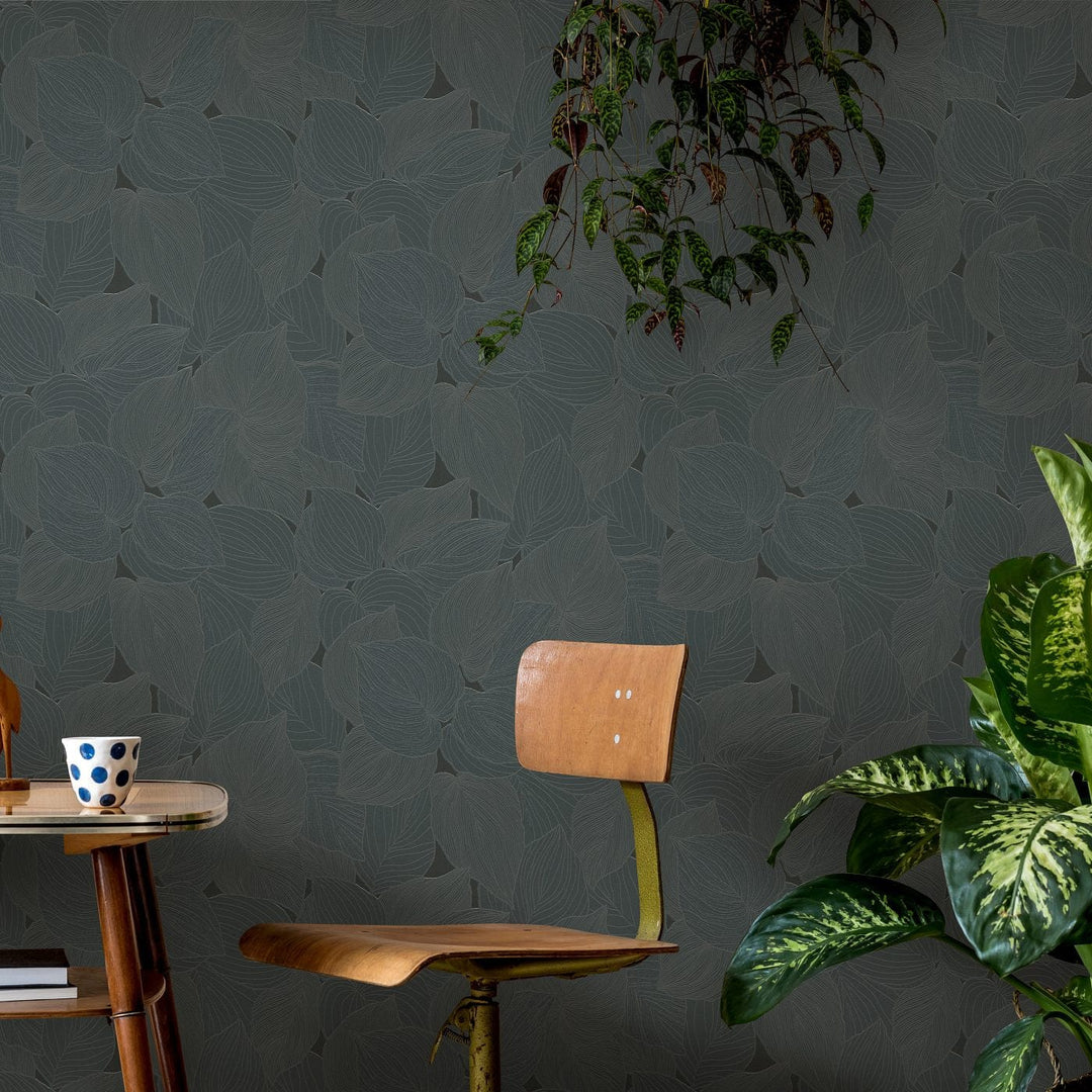 Tapetes ar lielām lapām un nelielu spīdumu, melnā krasā - 3753443 Erismann