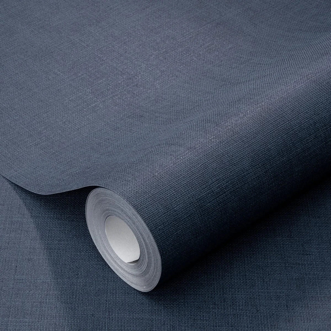 Tumši zilas matētas tapetes ar auduma tekstūru mierīgam interjeram   Tapetenshop.lv