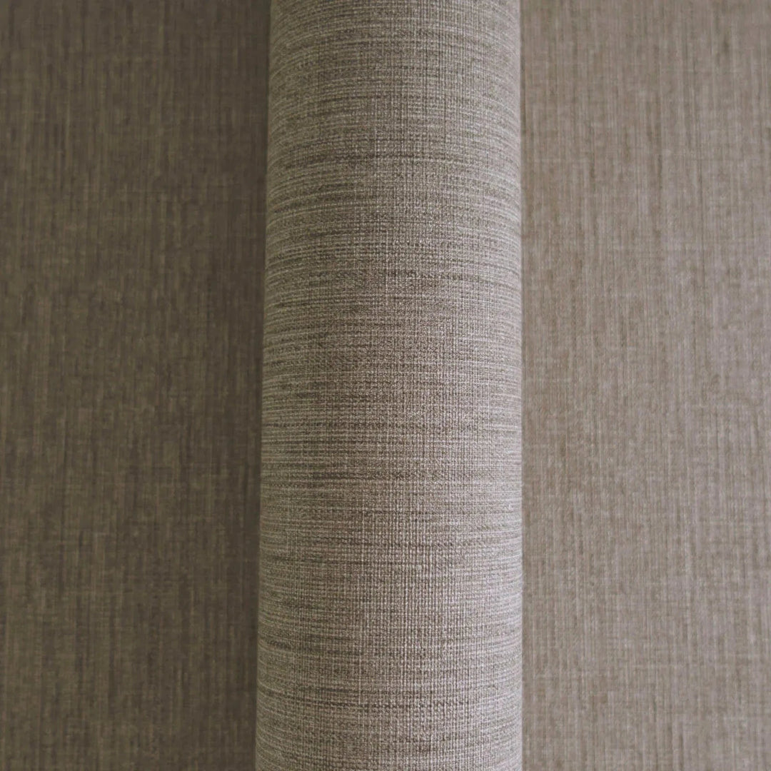 Tapetes ar Tone-on-tone rakstu dažādos tumši brūnos toņos AS 379527 AS Creation