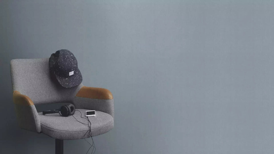 Vienkrāsainas tapetes viesistabai zilos toņos, 633658 RASCH