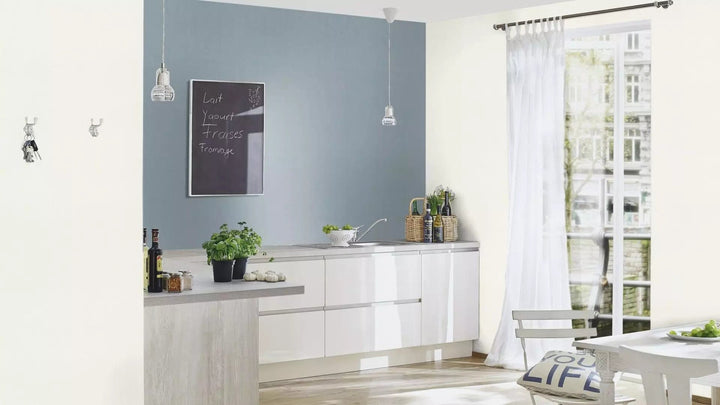 Vienkrāsainas tapetes viesistabai zilos toņos, 633658 RASCH