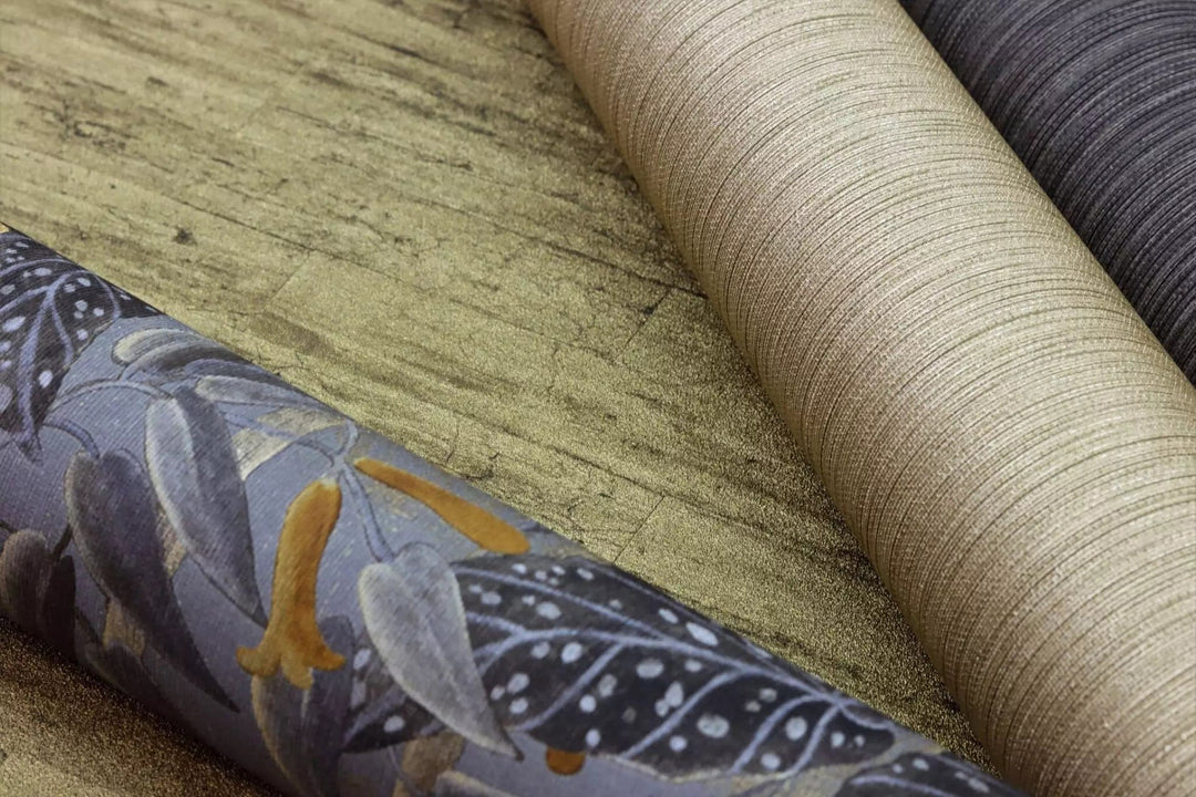 Vienkrāsainas tapetes ar vertikālo tekstūru: zeltā krāsā, 537703 RASCH