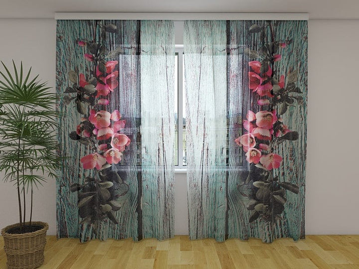 Dienas un nakts aizkari ar ziediem guļamistabai un viesistabai Tapetenshop.lv