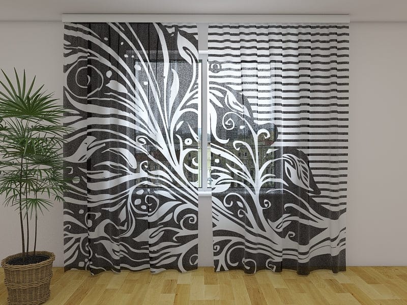 Dienas un nakts aizkari ar ziedu motīviem - ar abstrakta melnbaltu ziedu motīvu 160 x 140 cm (2x  80x140 cm) / Chiffon Tapetenshop.lv