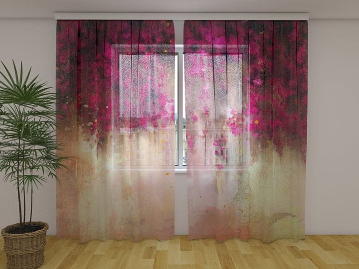 Dienas un nakts aizkari - Ziedi karmīnsarkanā krāsa uz zelta fona 180 x 140 cm (2x  90x140 cm) / Chiffon Tapetenshop.lv