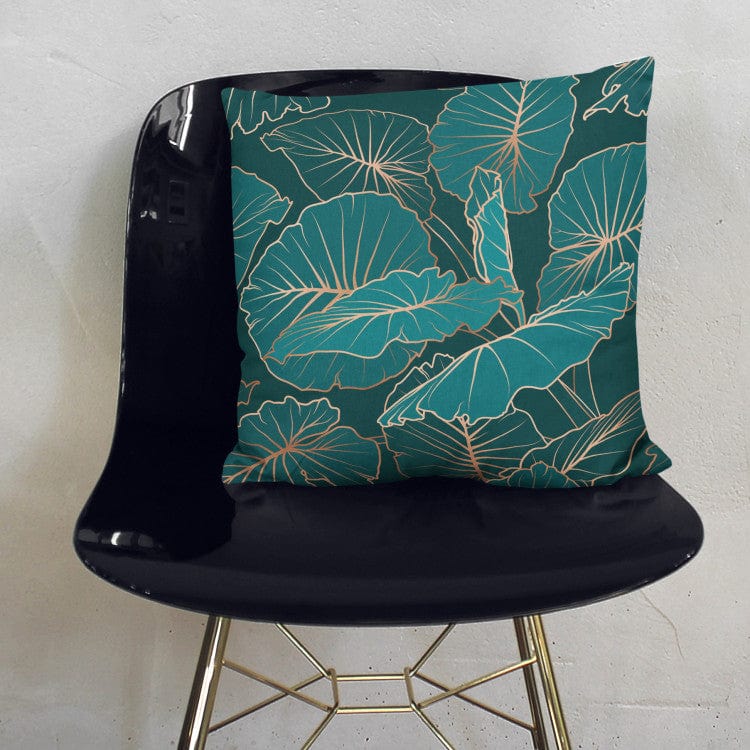 Dekoratīvas spilvendrānas - botāniska kompozīcija ar alokāzijas lapām G-art