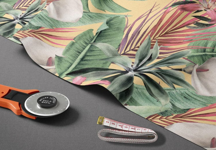 Dekoratīvie Dienas un nakts aizkari - - Raksts ar tropiskiem ziediem un lapām, 147169 Tapetenshop.lv