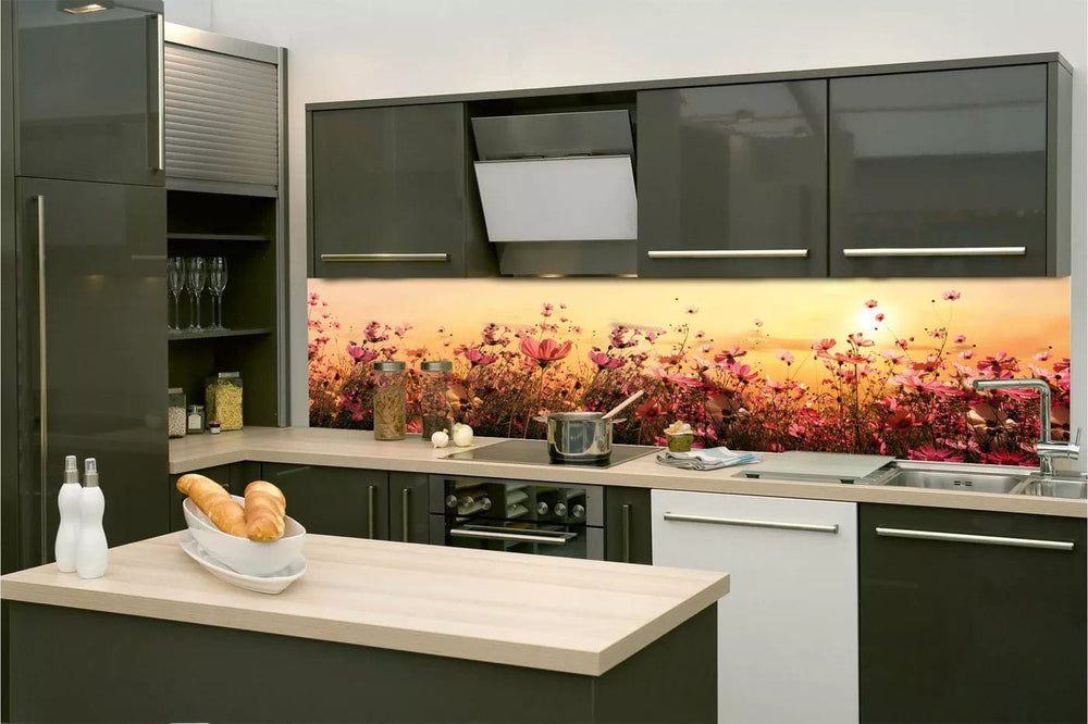 Pašlīmējošas fototapetes virtuvei - Ziedu lauks (260x60 cm) Art4home