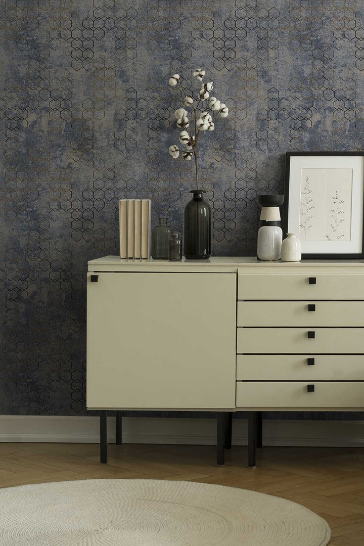 Tapetes ar ģeometrisku rakstu industriālā stilā - tumši pelēkas 374245 AS Creation