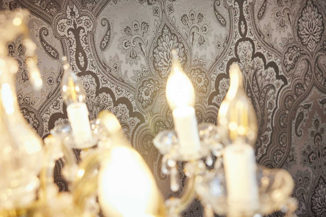 Tapetes ar ornamentu boho stilā melnā krāsā - 1364015 AS Creation