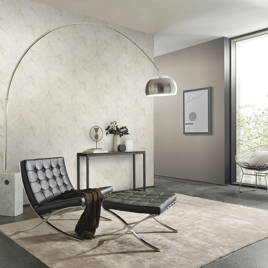 Wallpaper with organic marble swirls and shiny effect, cream - 4005426