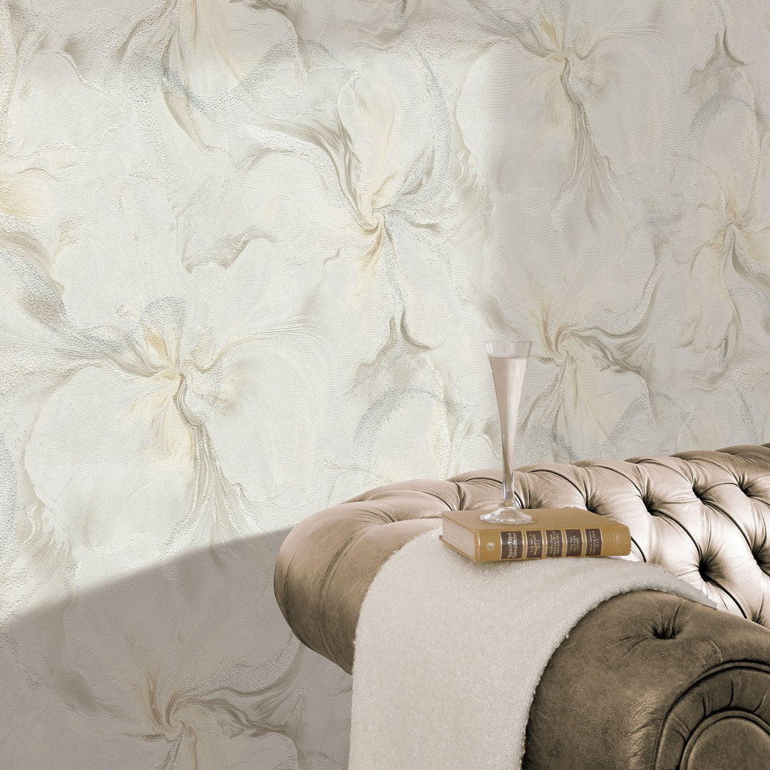 Wallpaper with organic marble swirls and shimmer effect, beige/ taupe/cream - 4005456
