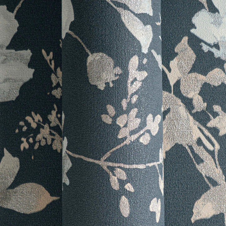 Обои на нетканой основе с легким блеском и игривым цветочным рисунком в голубых тонах - 3010127