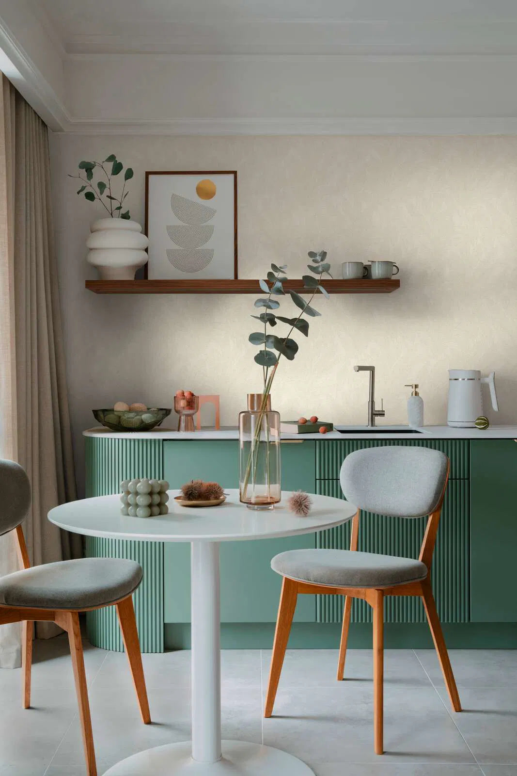 Lightly textured non-woven wallpaper with a subtle, shiny leaf pattern | cream - 3010161