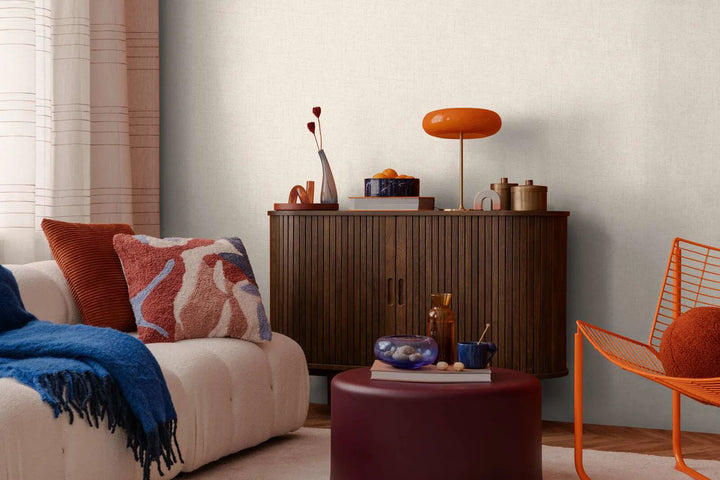 Švelnios tekstūros neaustiniai tapetai su švelniu blizgesiu, švelnios, šiltos kreminės spalvos - 3010210