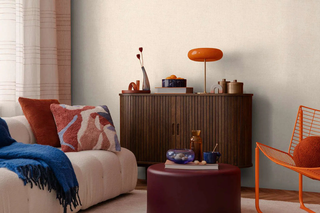 Современные обои на нетканой основе с тонкой, нежной матовой текстильной текстурой в бежевых тонах - 3010211