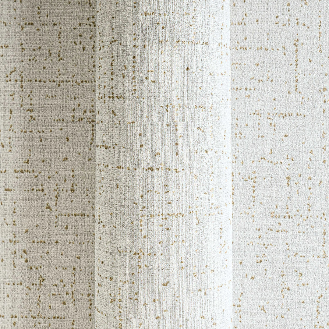 Kuitukangastapetti, jossa on tyylikäs hohtava rakenne lämpimissä vaaleissa sävyissä - 3010214