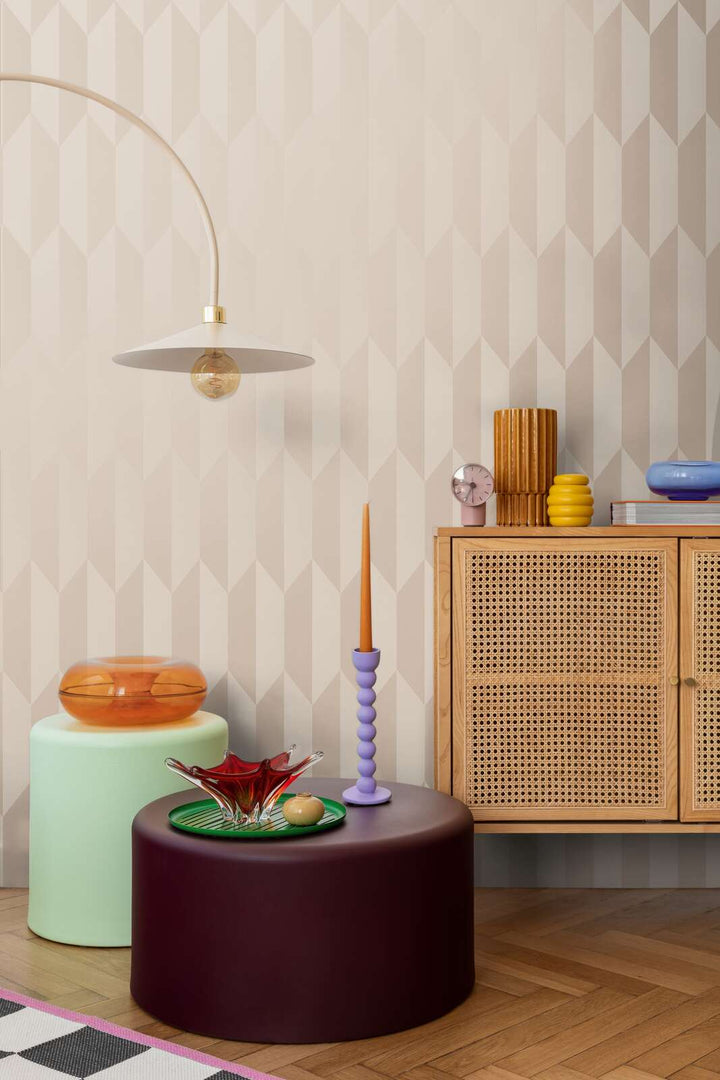 Kaasaegne, läikiv rombimuster soojades toonides mittekootud tapeet - 3010515