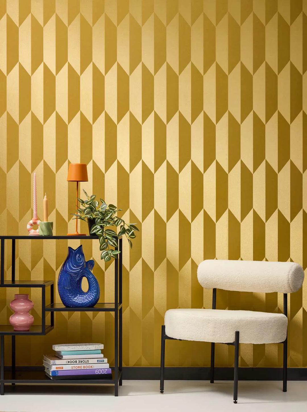 Kuitukangastapetti, jossa on kiiltävä retrokuvio kirkkaissa väreissä - kulta - 3010522