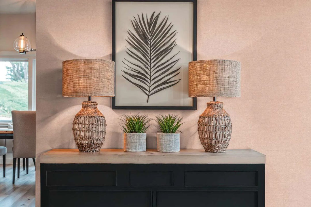 Yksivärinen tapetti, jossa on hienovarainen tekstuuri | vaaleanpunainen - 3012151