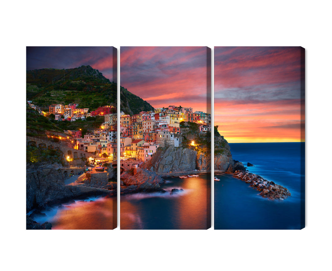 Canva - Manarola, Italy, N-2330