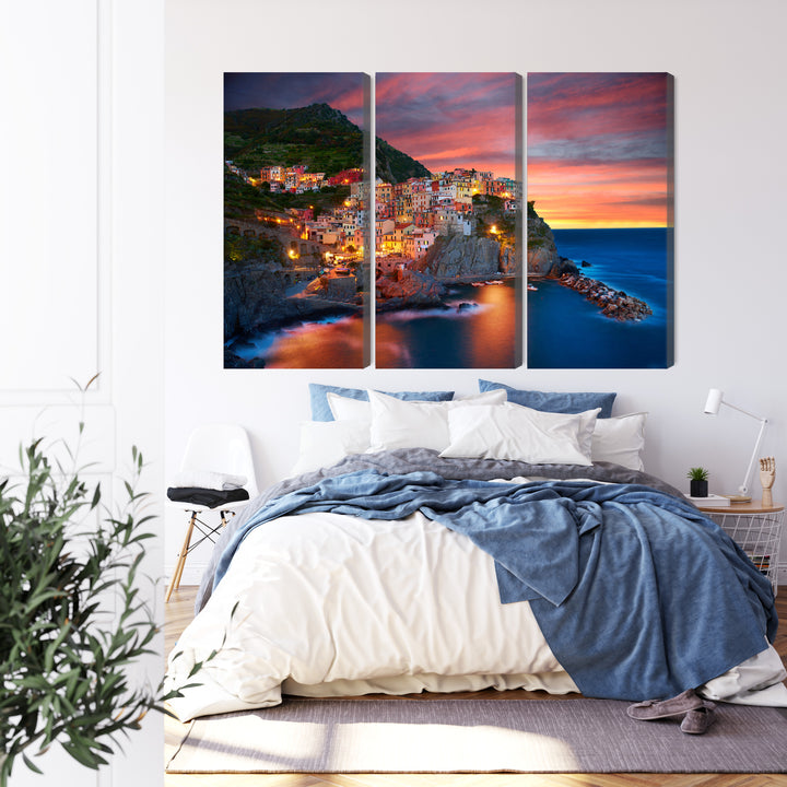 Canva - Manarola, Italy, N-2330