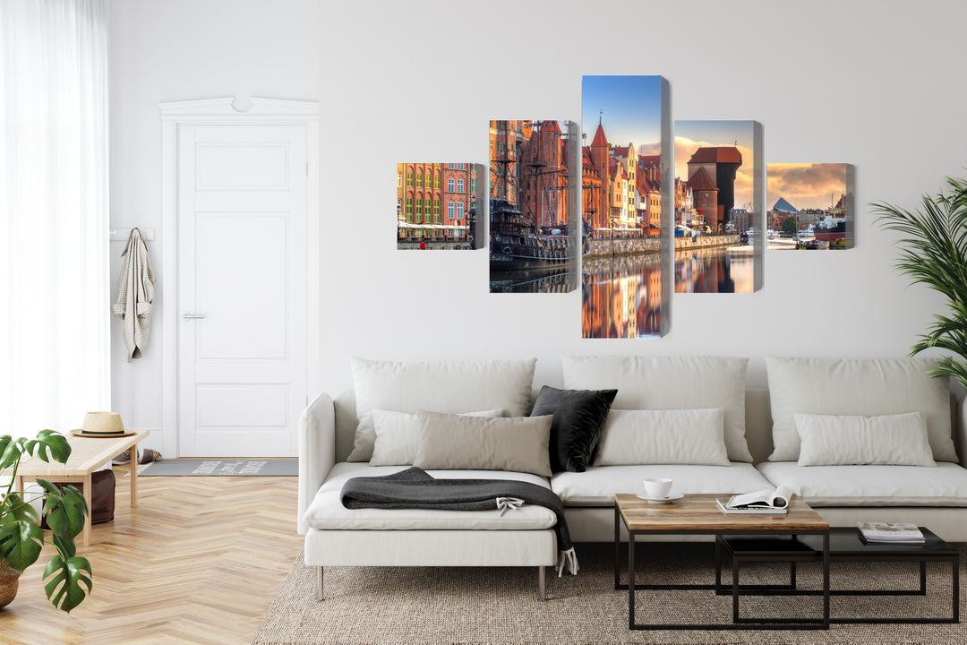 Canvas-taulut - Motława Gdanskissa auringonnousun aikaan, N-2710, -