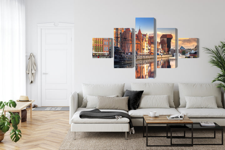 Canvas-taulut - Motława Gdanskissa auringonnousun aikaan, N-2710, -