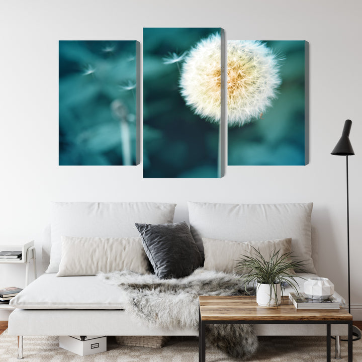 Canva - Dandelion, close to Plano, N-3854