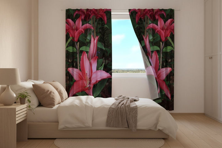 Kardinad liiliatega - Liiliad aias