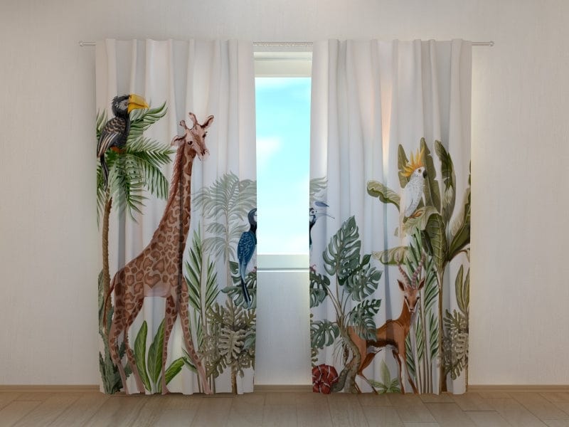 Шторы для детской комнаты - Тропические деревья и животные джунглей Tapetenshop.lv