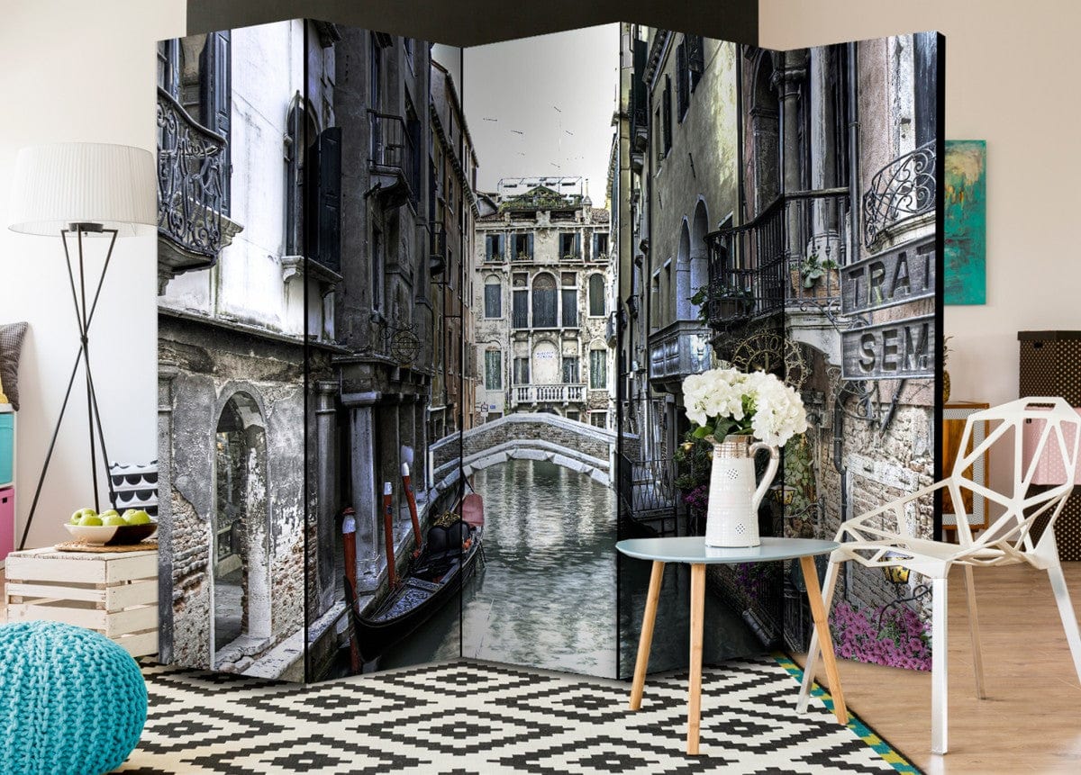 Room divider
