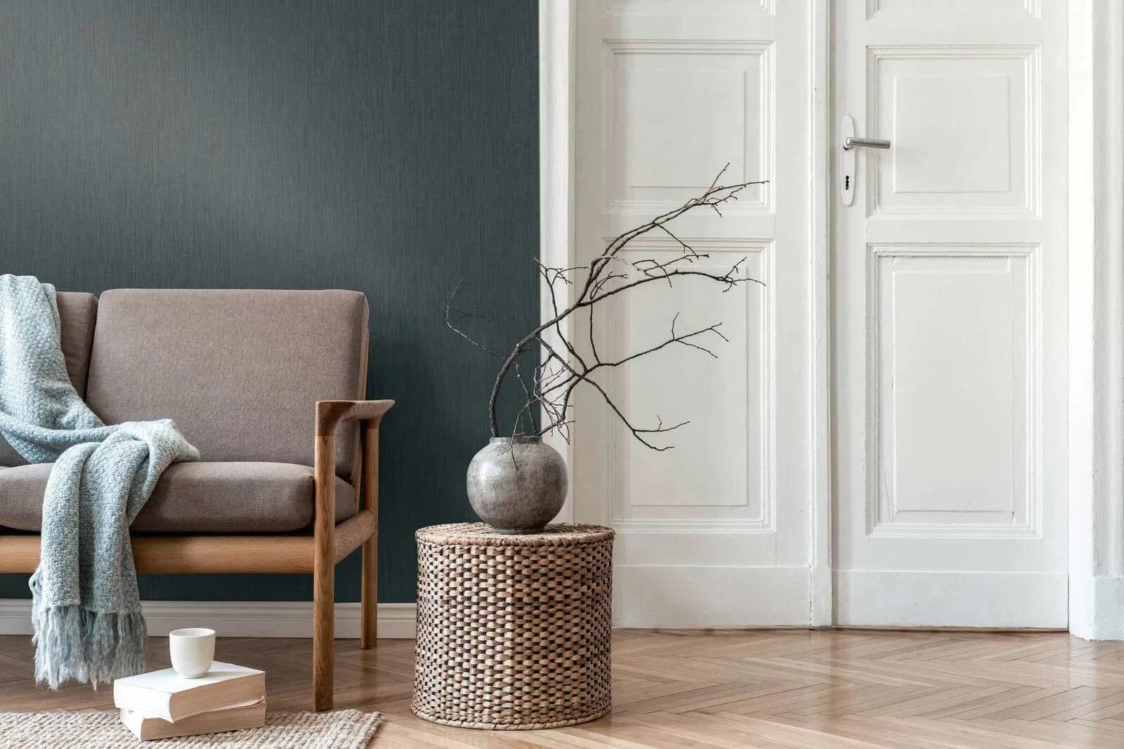 Daniel Hechter tapetes ar  tekstila faktūru tumši zaļā krāsā AS Creation